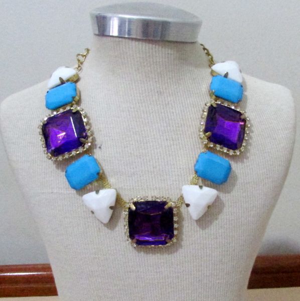 Colar luxo em tons de azul