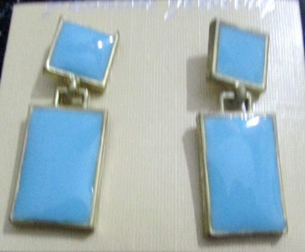 Brinco azul bebê