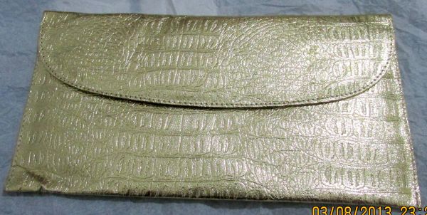 Bolsa carteira dourada - com efeito croco