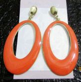 Brinco dourado com laranja