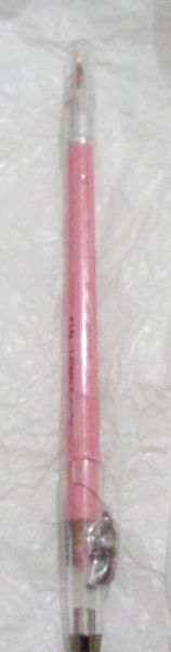 Lápis de boca rosa