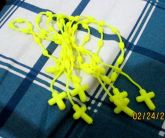 Pulseira denário de silicone amarelo