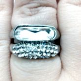 Anel com strass e pedra branca
