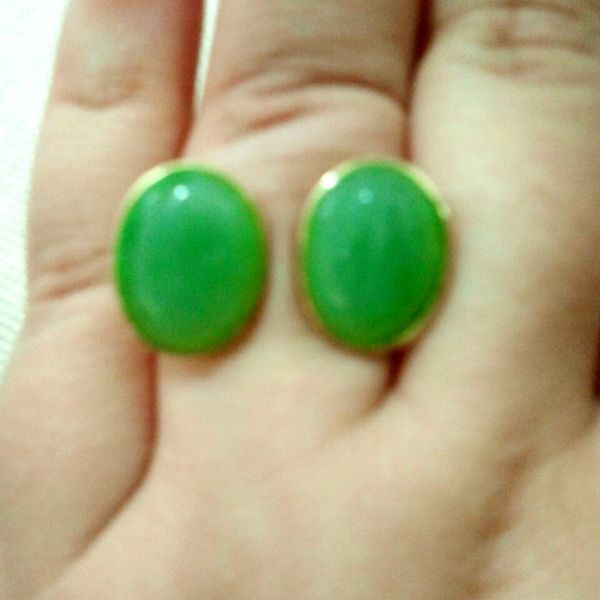 Anel verde com dourado