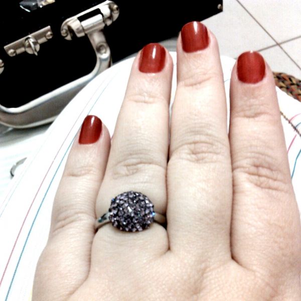 Anel com strass rosa