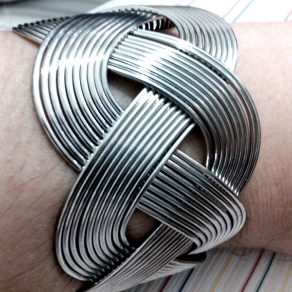 Bracelete trançado