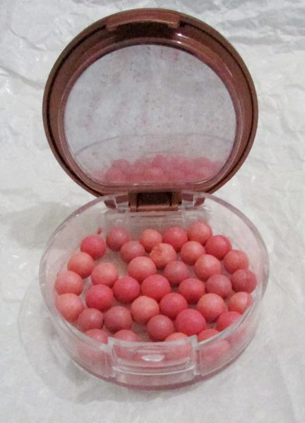 Blush pérola Ruby Rose