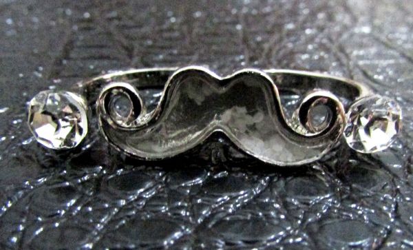 Anel duplo de mustache com sal grosso