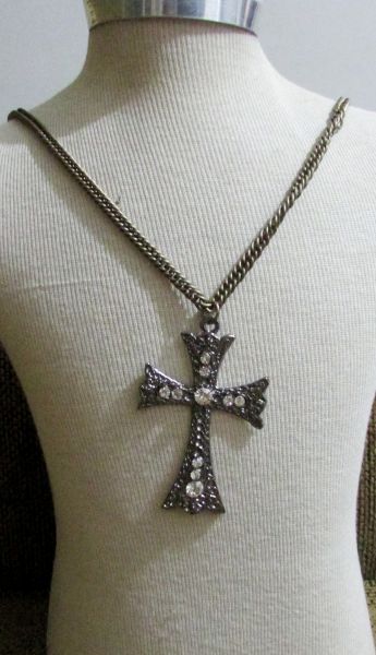Crucifixo grafite